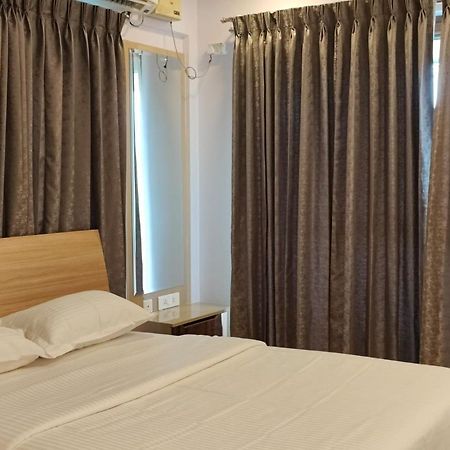 Tara Suites Premium Rooms In Central Indiranagar Bangalore Exterior photo