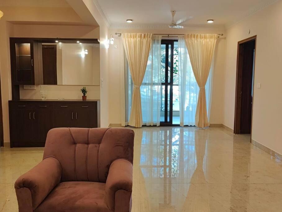 Tara Suites Premium Rooms In Central Indiranagar Bangalore Exterior photo